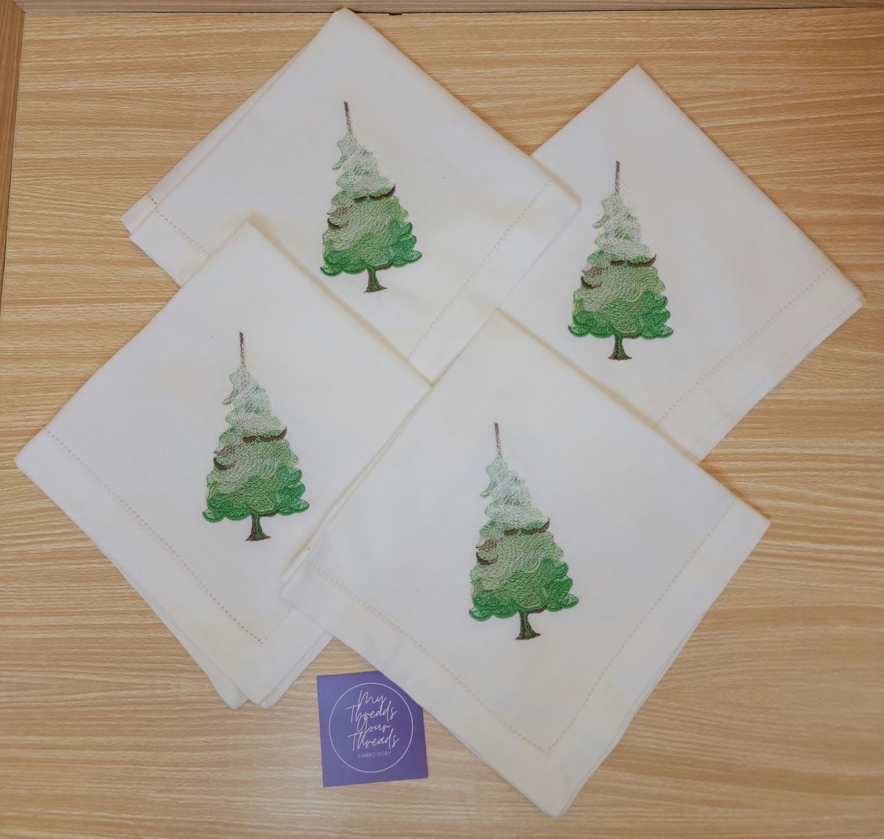 Linen Dinner Napkins-Snow Tree (Center)