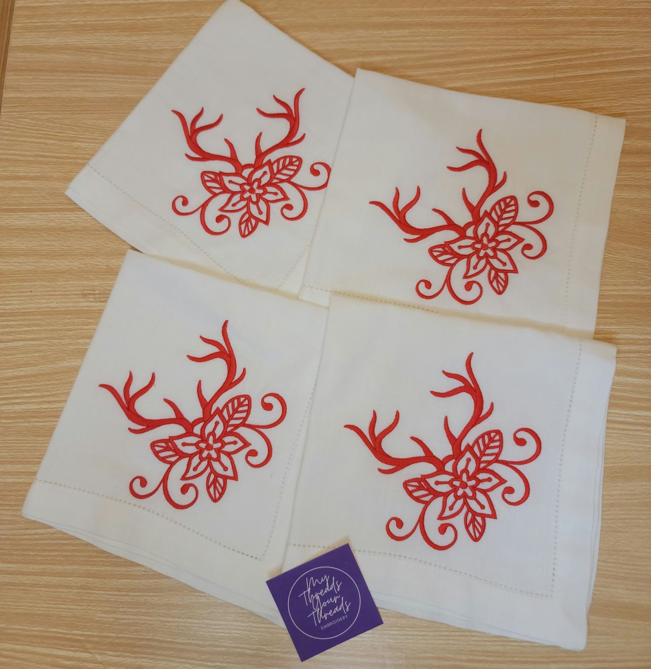 Linen Dinner Napkins-Ornate Antlers (Red)