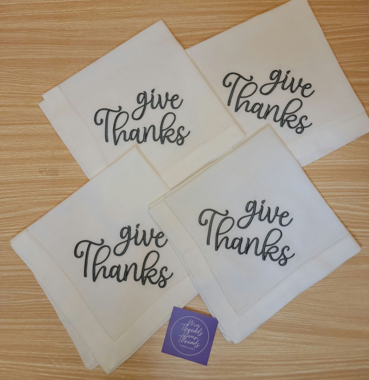 Linen Dinner Napkins-Giving Thanks (Center)